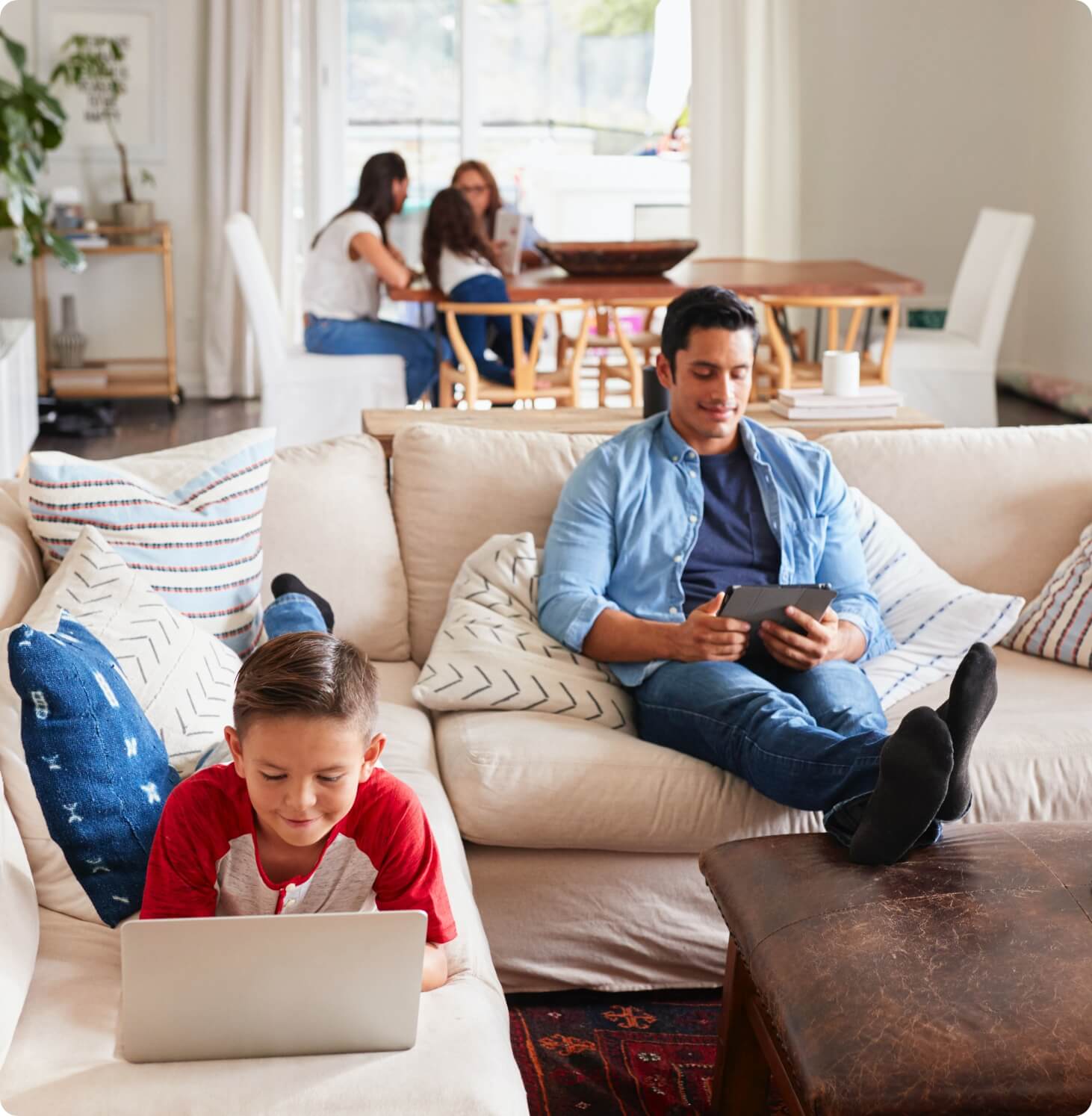 Picture of a family surfing the internet